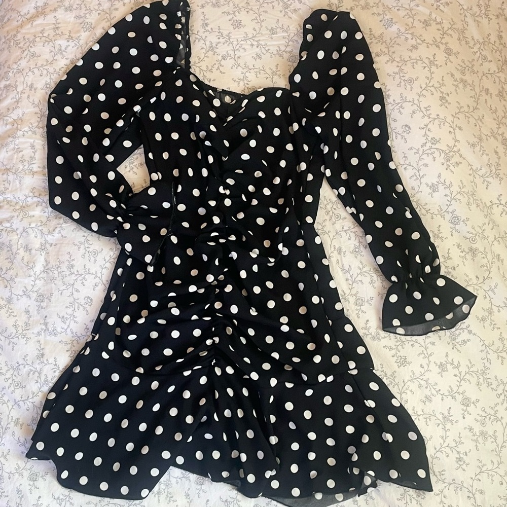 boohoo polka dot puff sleeve mini dress​​​​​​​